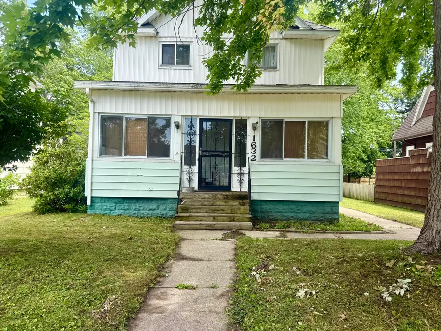 1632 5th Street, Muskegon, MI 49441 - #2