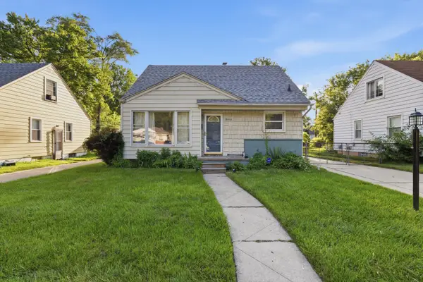 19353 Denby Street, Redford, MI 48240