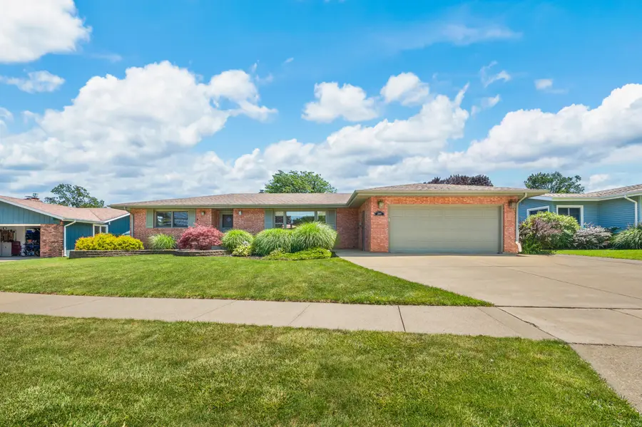 2807 Sunnydale Drive, Saint Joseph, MI 49085 - #2
