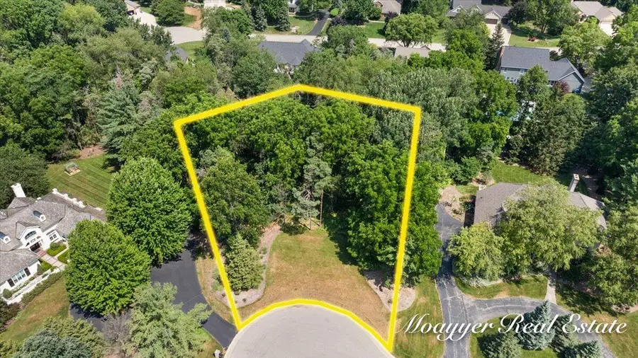 2549 Ashwood Court Se, Ada, MI 49301 - #2