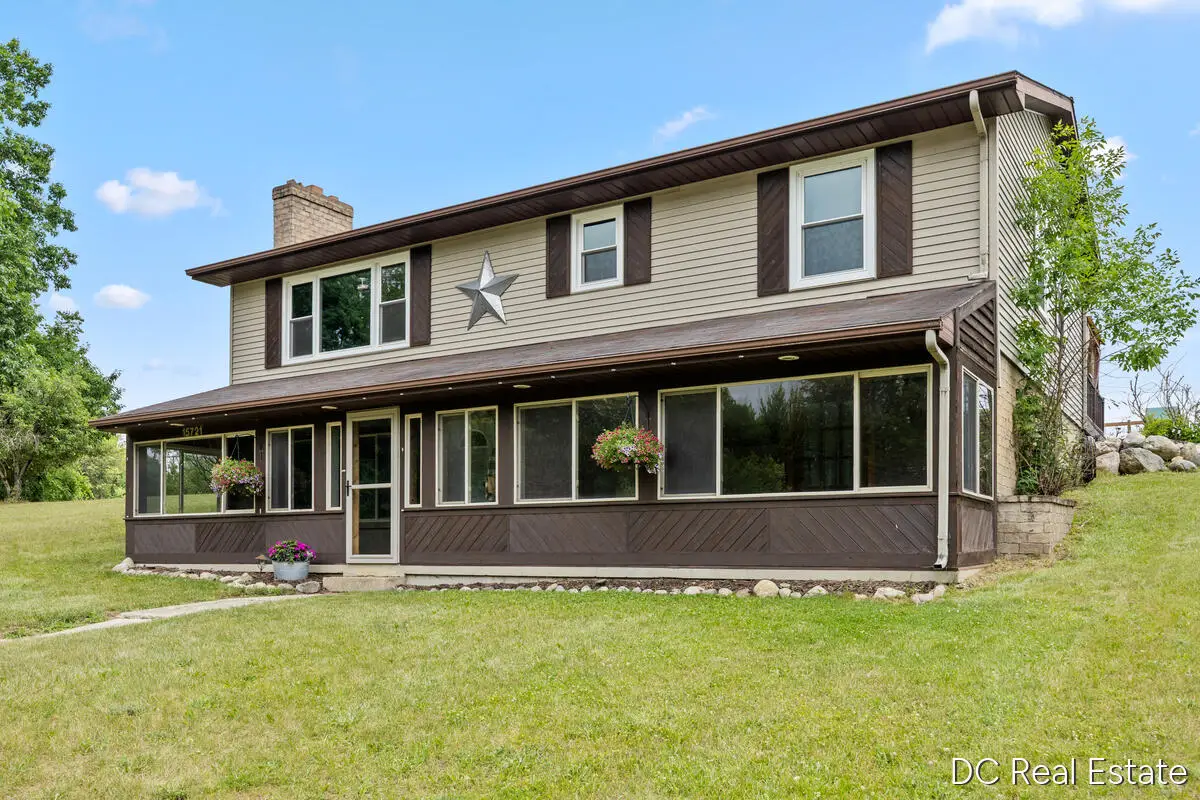15721 W Almy Road, Howard City, MI 49329 - #1