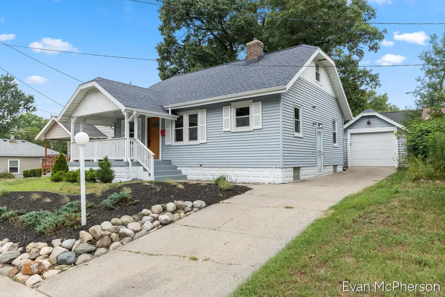 1523 Boston Street Se, Grand Rapids, MI 49507 - #2