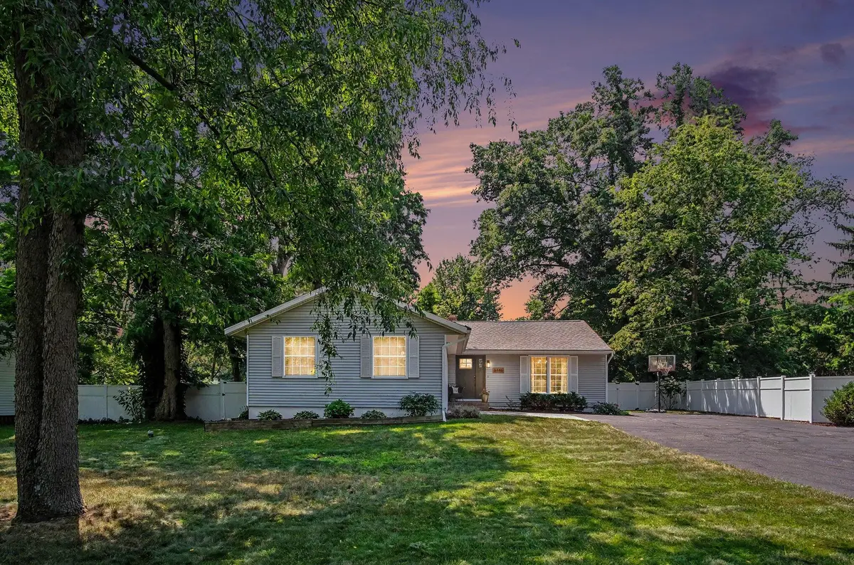 6146 Burton Street Se, Grand Rapids, MI 49546 - #1