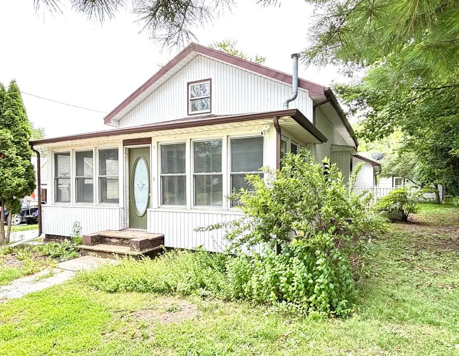 210 Ash Street E, Three Oaks, MI 49128 - #2