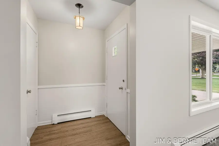 2238 Edgewood Avenue Se, Grand Rapids, MI 49546 - #3