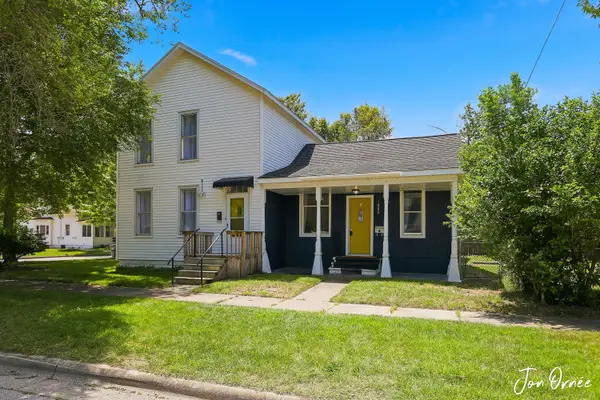 1889 Robinson Street, Muskegon, MI 49441