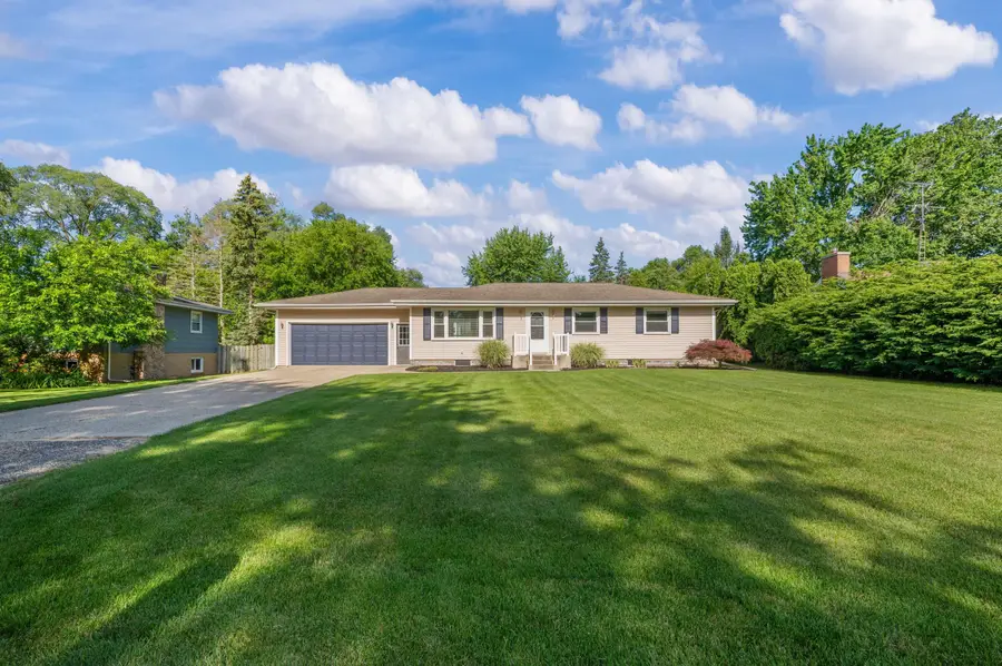 2214 Lynn Drive, Saint Joseph, MI 49085 - #2