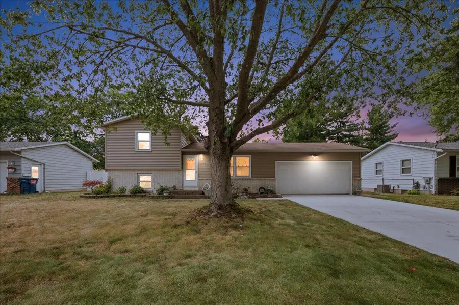 5077 Madison Avenue Se, Kentwood, MI 49548 - #2