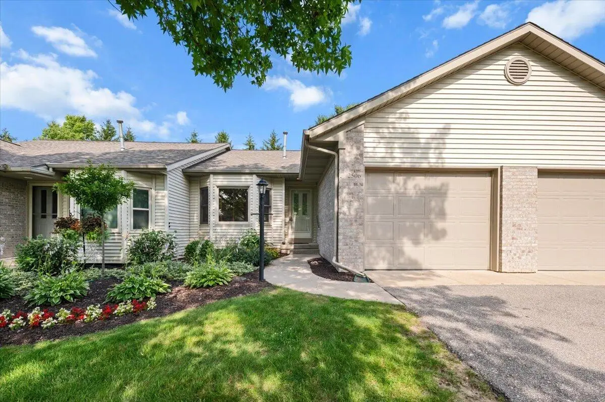 2506 Falcon Pointe Drive Nw #70, Grand Rapids, MI 49534 - #1