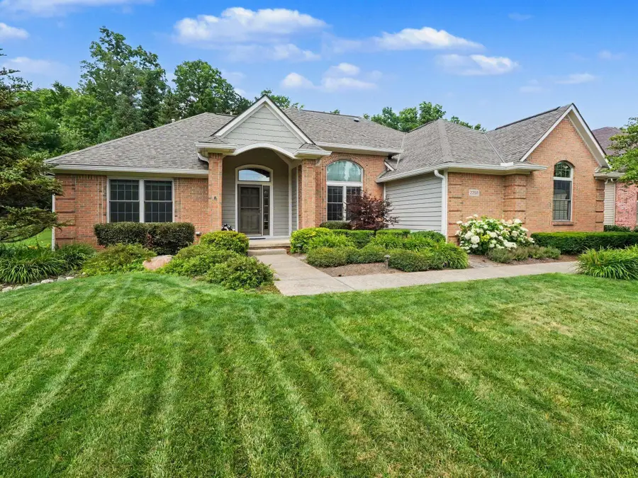 2258 Woodview Lane, Ann Arbor, MI 48108 - #2