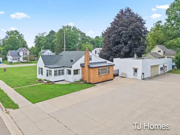 146 Hanlon Court, Wayland, MI 49348