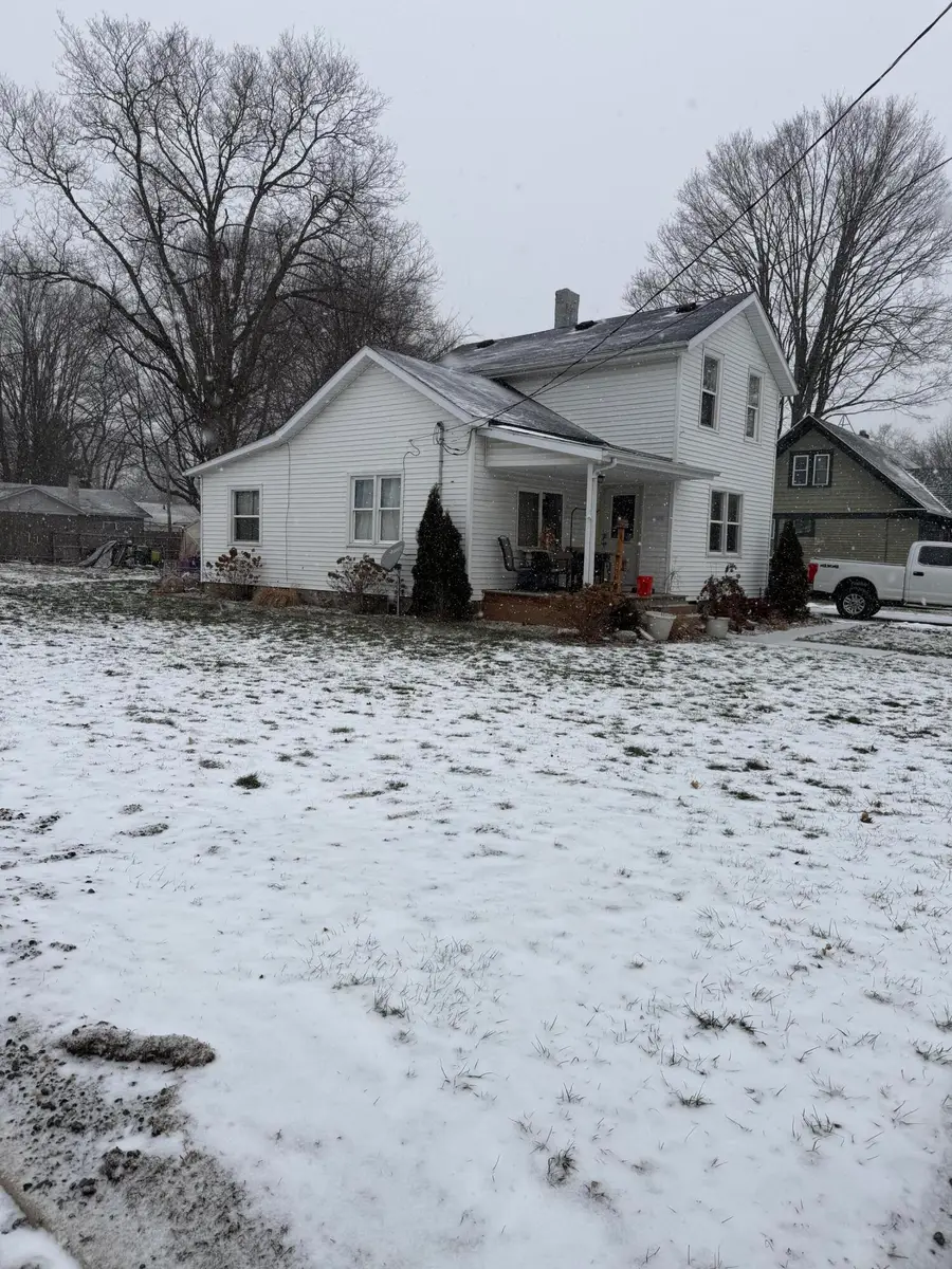 108 N Lincoln Avenue, Three Rivers, MI 49093 - #2