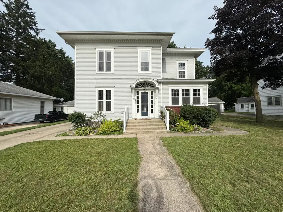106 Hamilton Street, Dowagiac, MI 49047 - #2