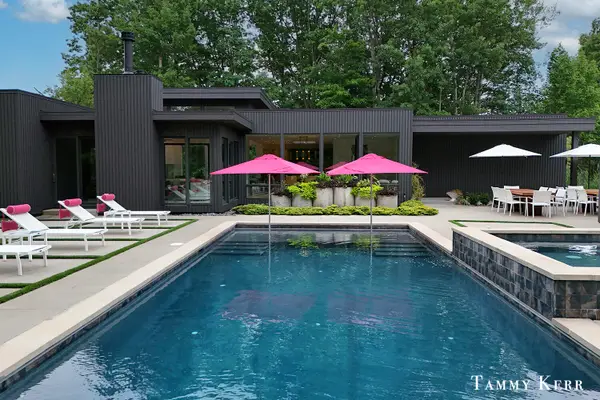 702 Golfview Drive #13, Douglas, MI 49406