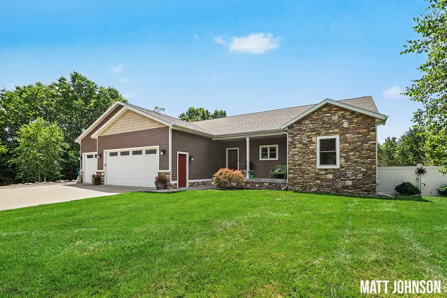 5589 Heritage Drive, Whitehall, MI 49461 - #2