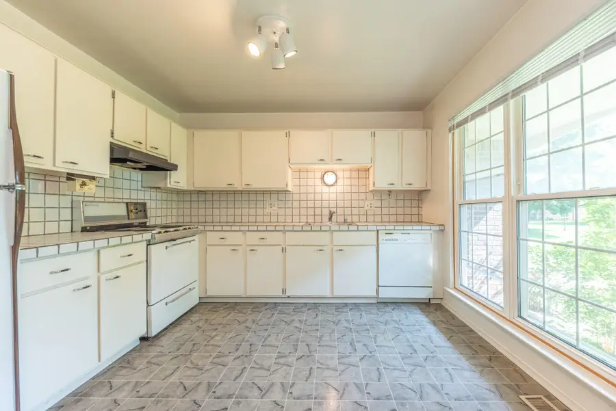 3286 Alpine Drive, Ann Arbor, MI 48108 - #2