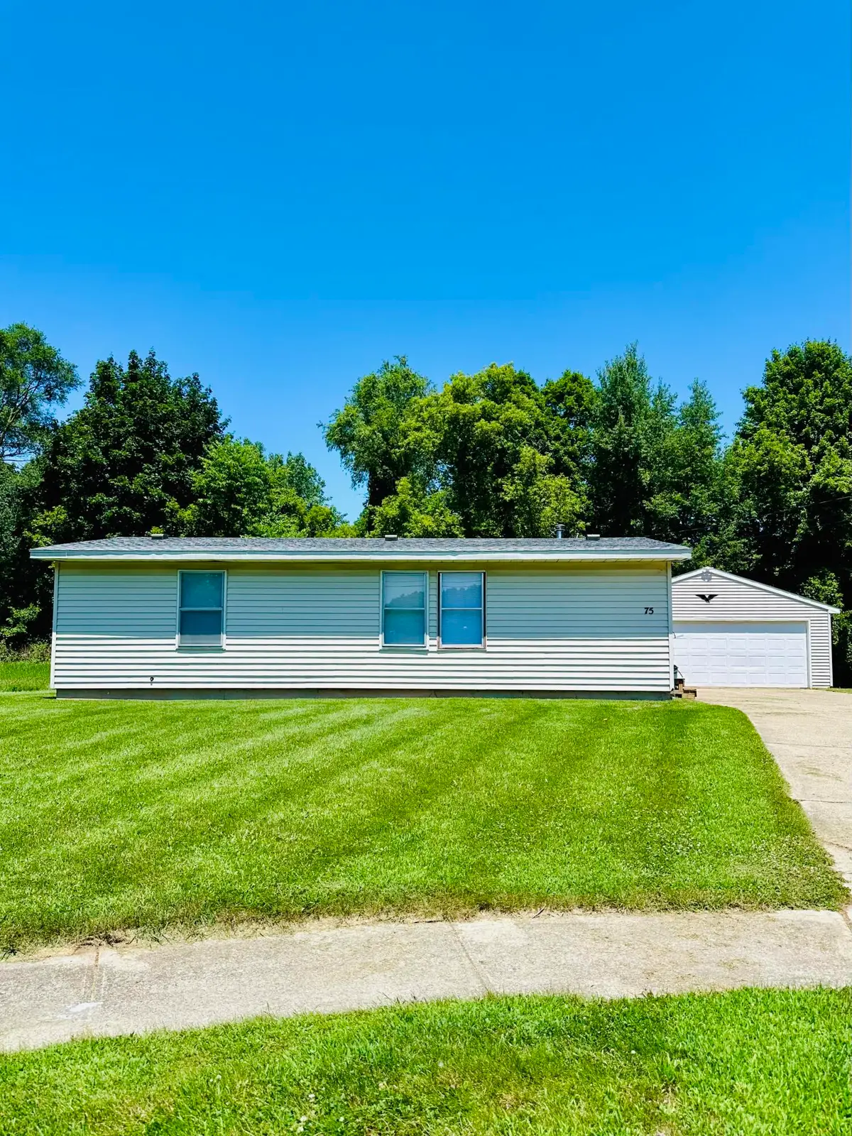 75 E Baldwin Avenue, Battle Creek, MI 49037 - #1