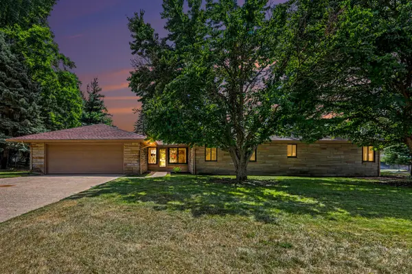 3160 Baker Park Drive Se, Grand Rapids, MI 49508