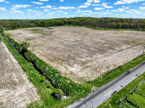 J Drive N, Marshall, MI 49068