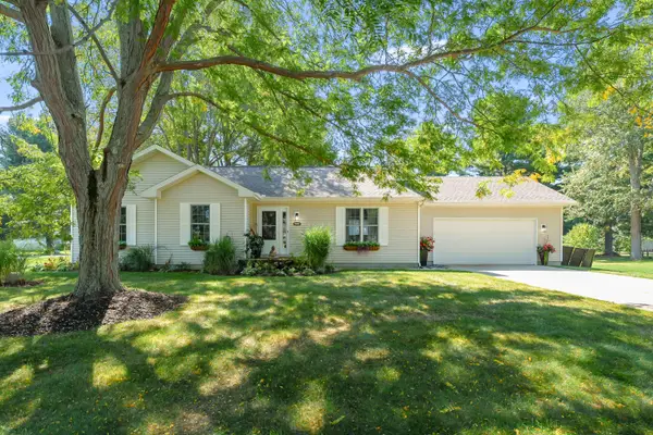 68325 Riverview Drive, South Haven, MI 49090