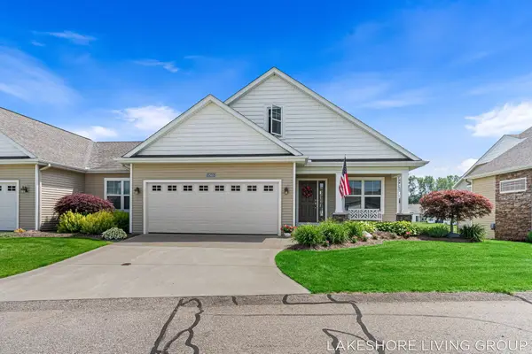 11565 S Lake Drive #174, Holland, MI 49424