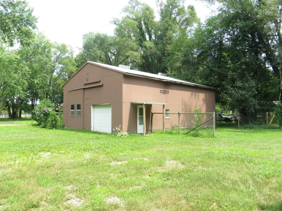 25035 Maple Street, Edwardsburg, MI 49112 - #2