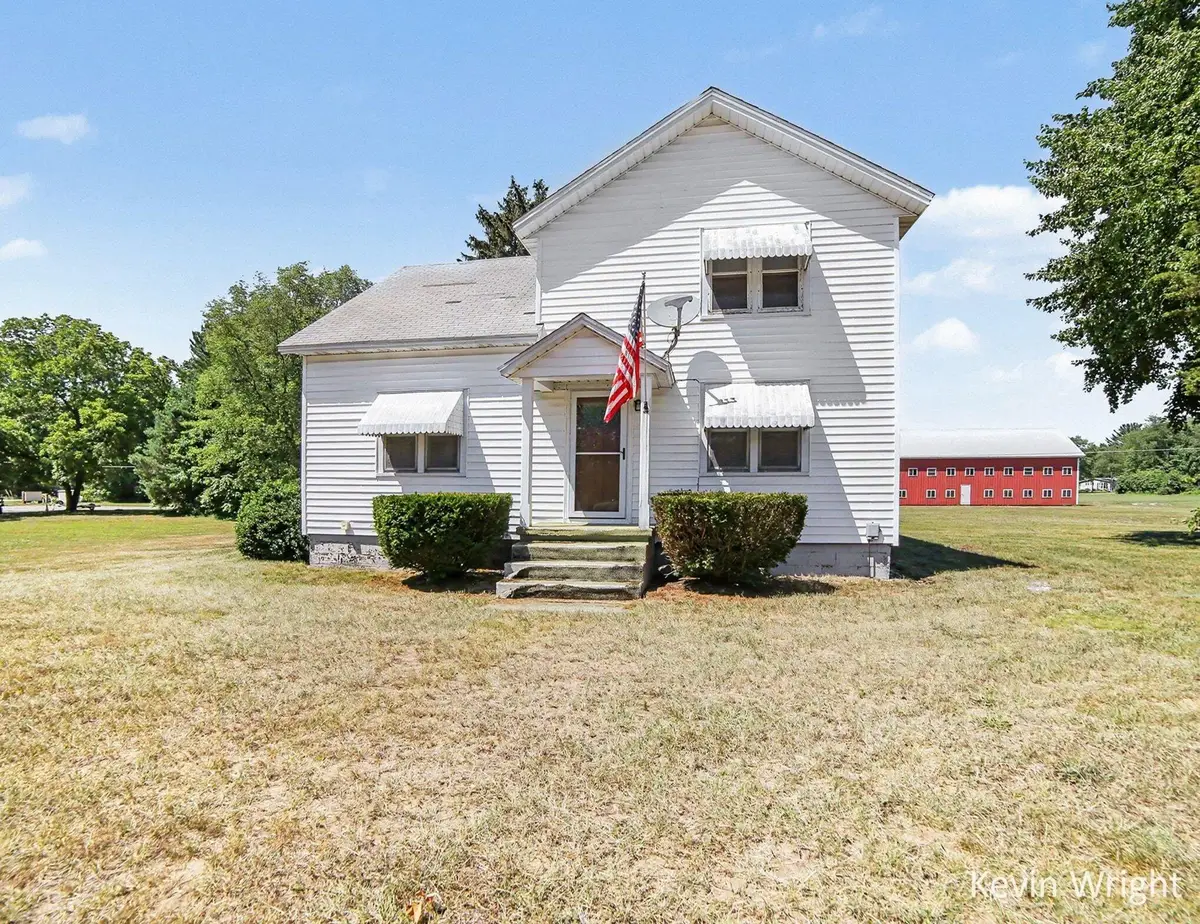 14337 State Road, Nunica, MI 49448 - #1