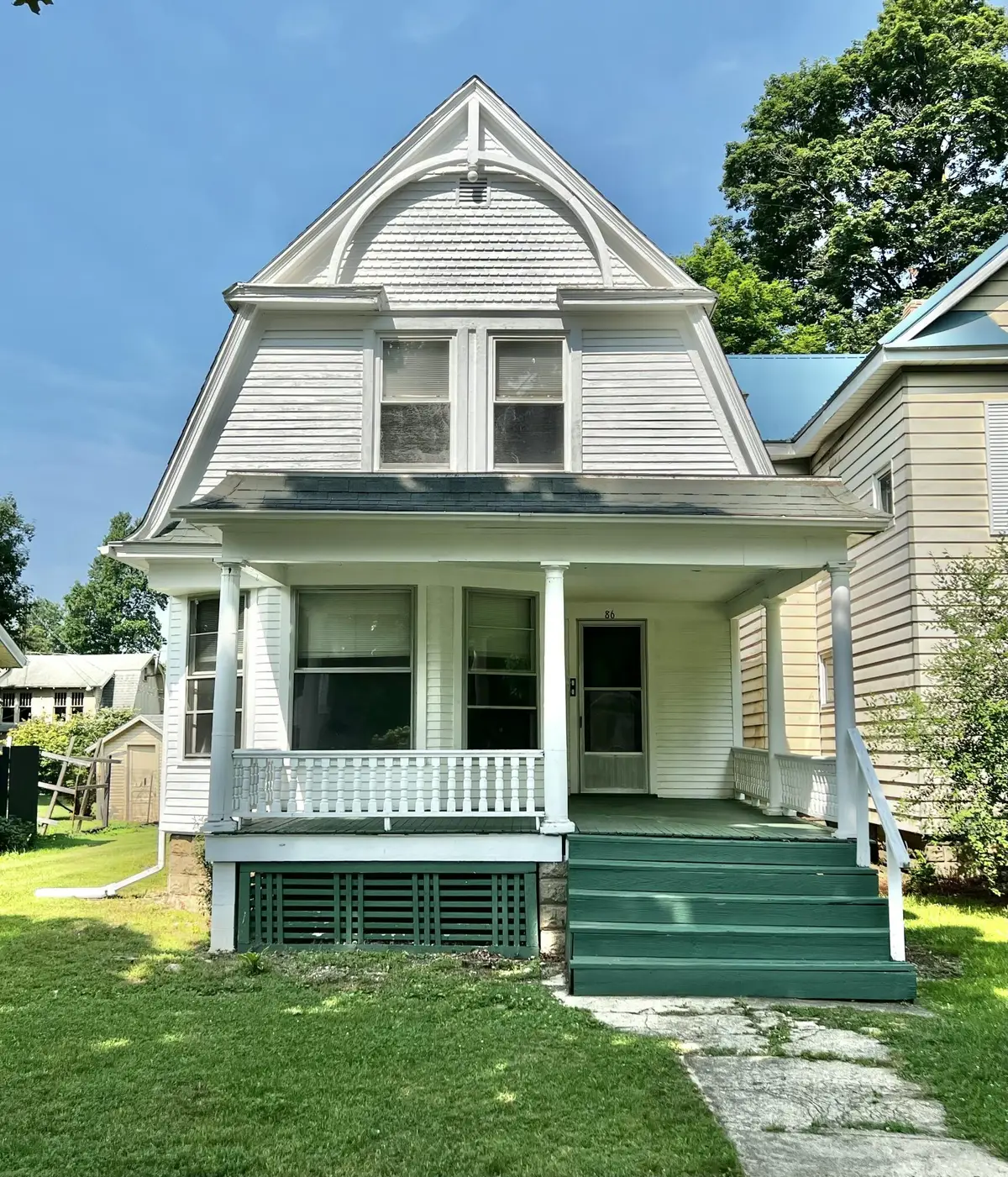 86 S Howell Street, Hillsdale, MI 49242 - #1