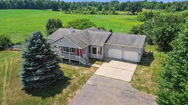 13594 North Avenue, Bellevue, MI 49021