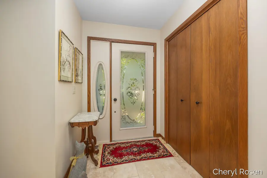 7036 Treetop Lane Ne #24, Rockford, MI 49341 - #3
