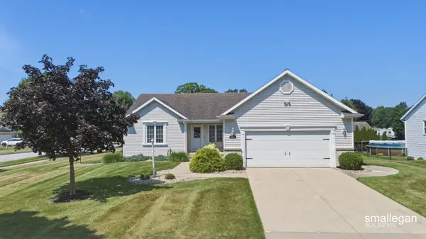 1017 Sunset Hills Court Nw, Grand Rapids, MI 49534