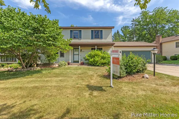 2047 Wolfboro Drive Se, Grand Rapids, MI 49508