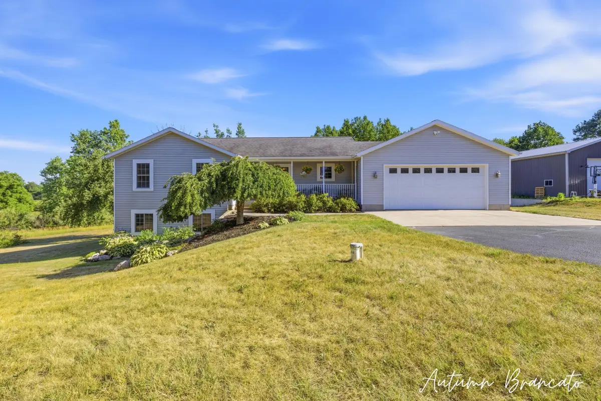 3350 Egner Street Ne, Cedar Springs, MI 49319 - #1