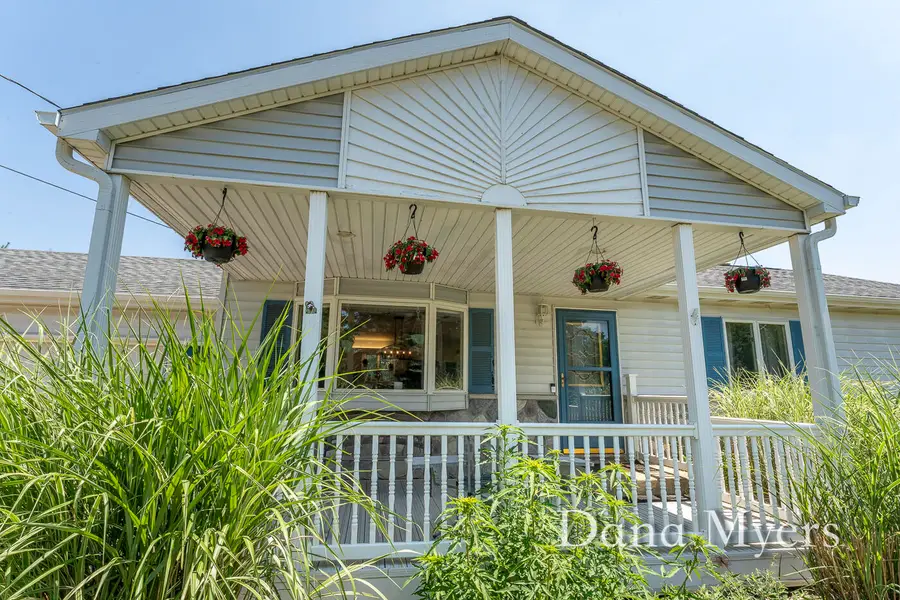 6826 Mccords Avenue Se, Alto, MI 49302 - #3