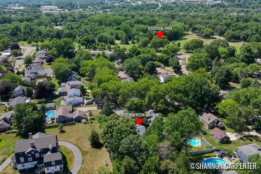 2620 Riverside Drive Ne, Grand Rapids, MI 49505 - #2