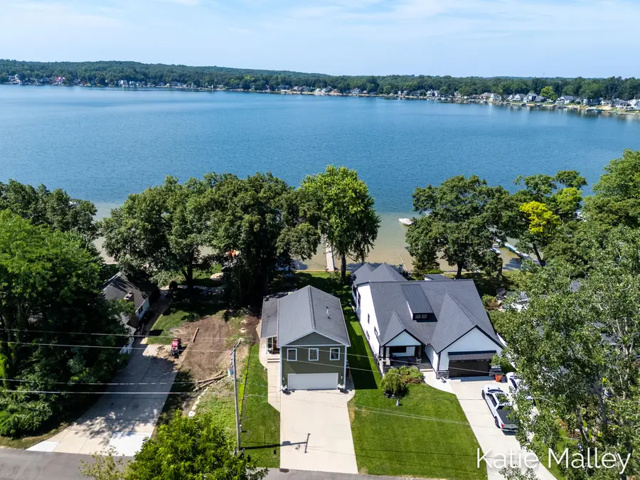 7353 Davies Drive Ne, Rockford, MI 49341 - #3