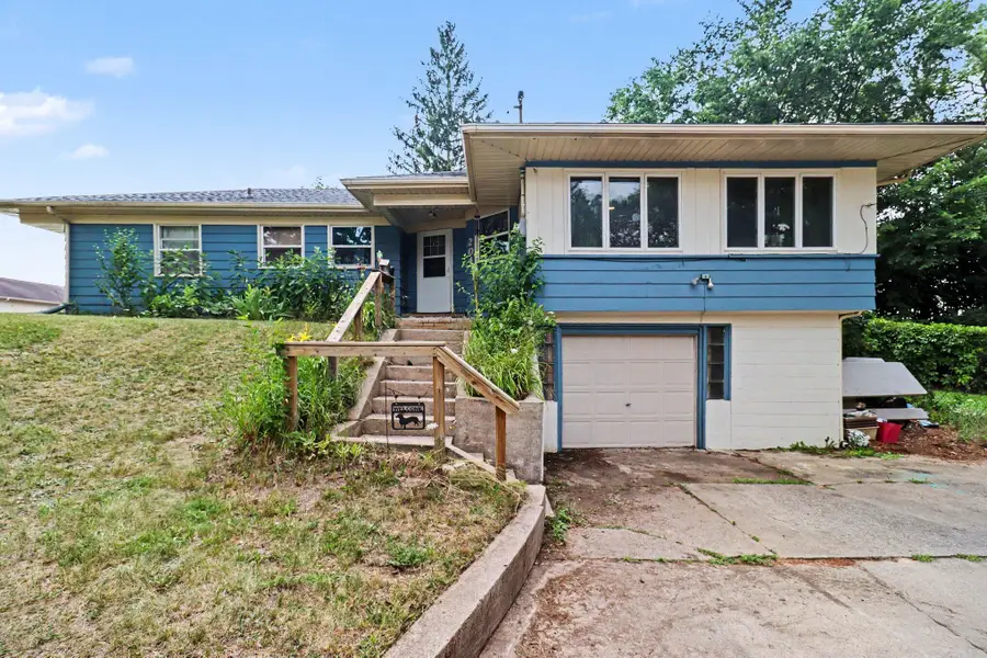 204 W Main Street, Edmore, MI 48829 - #2
