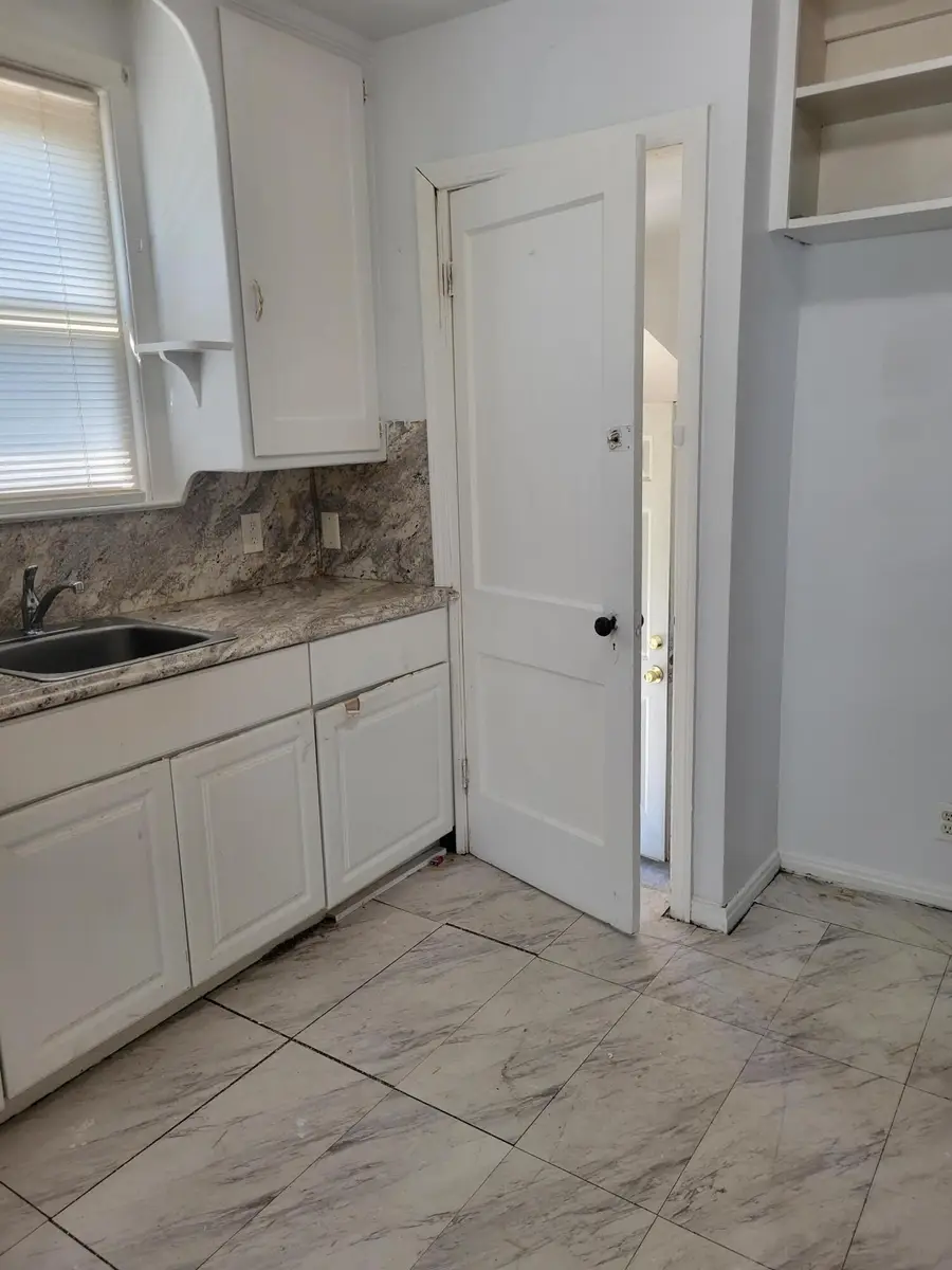 19359 Anglin Street, Detroit, MI 48234 - #2
