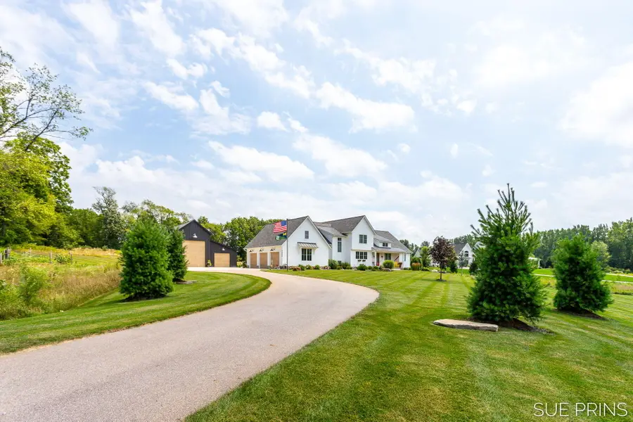 4668 76th Street Sw, Byron, MI 49315 - #3