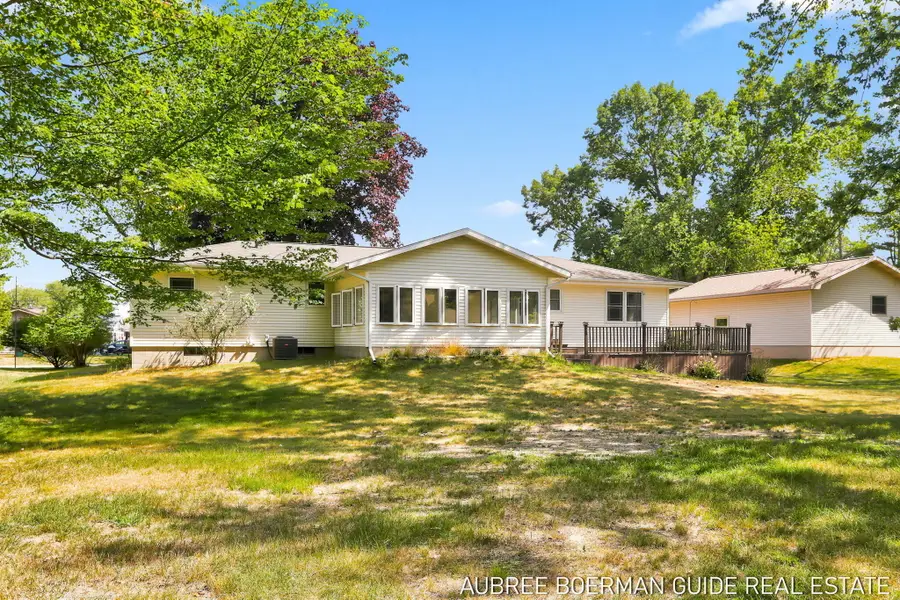 1431 Getz Road, Norton Shores, MI 49441 - #3