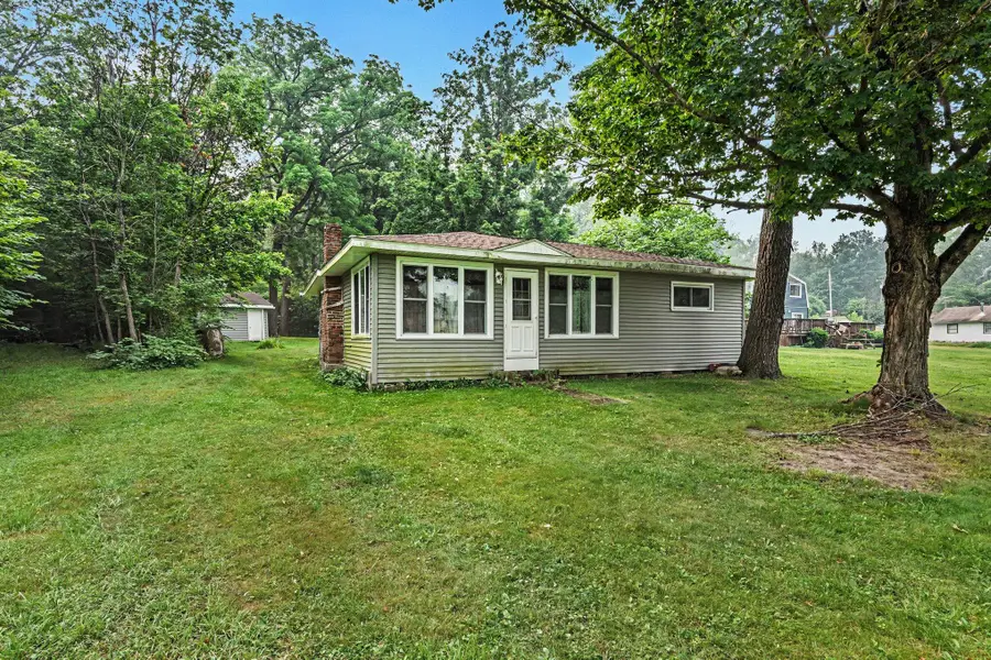 45296 15th Avenue, Bloomingdale, MI 49026 - #2