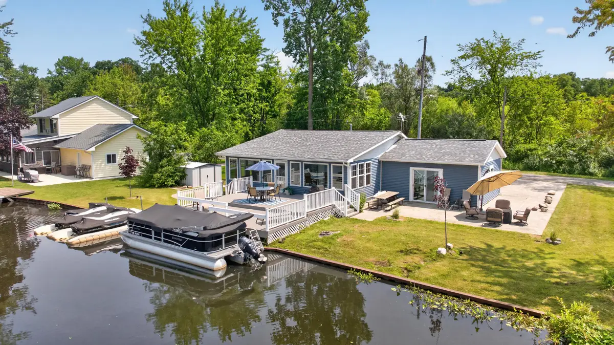 512 Cedar Street, Brooklyn, MI 49230 - #1