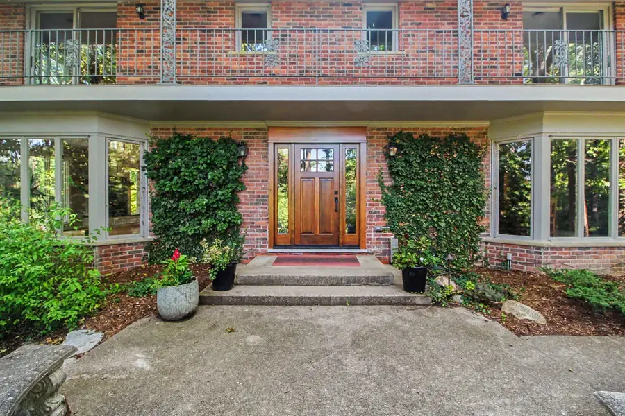 432 Riverview Drive, Ann Arbor, MI 48104 - #2