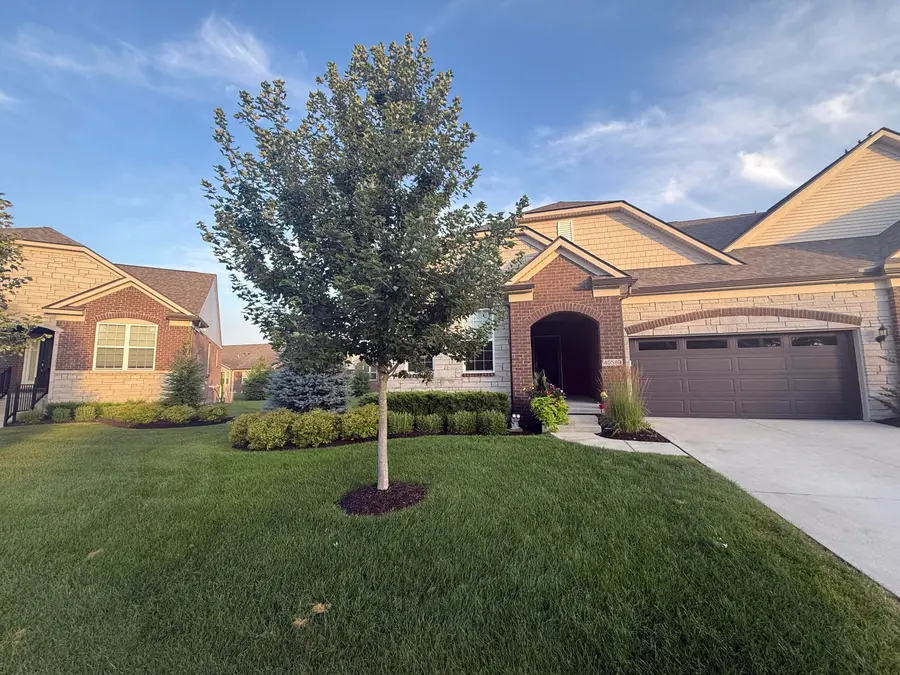 40589 Aster Court, Clinton Township, MI 48036 - #2