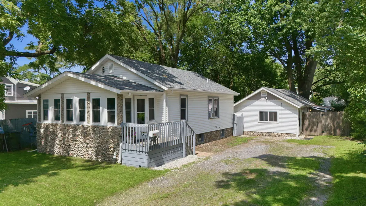 27 S Smith Street, New Buffalo, MI 49117 - #1