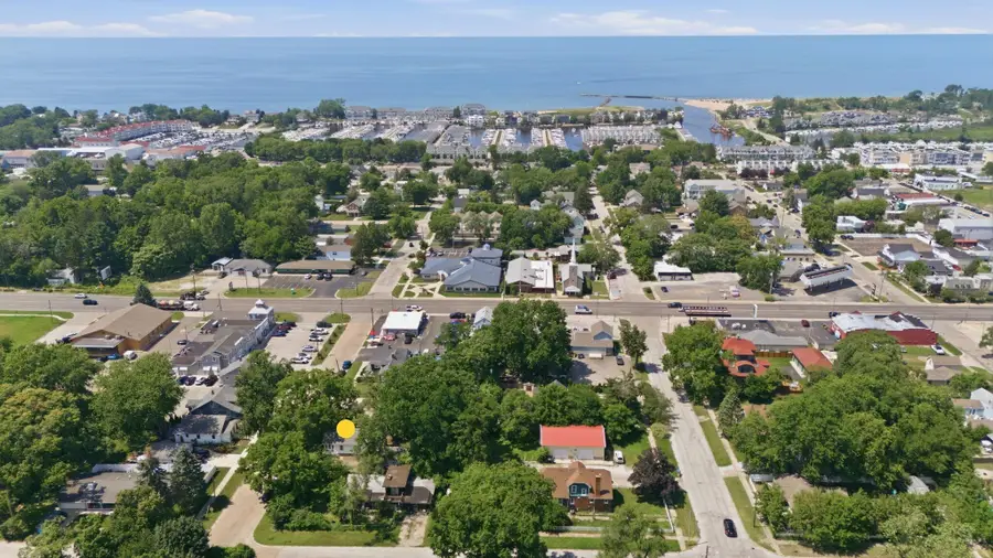 27 S Smith Street, New Buffalo, MI 49117 - #3