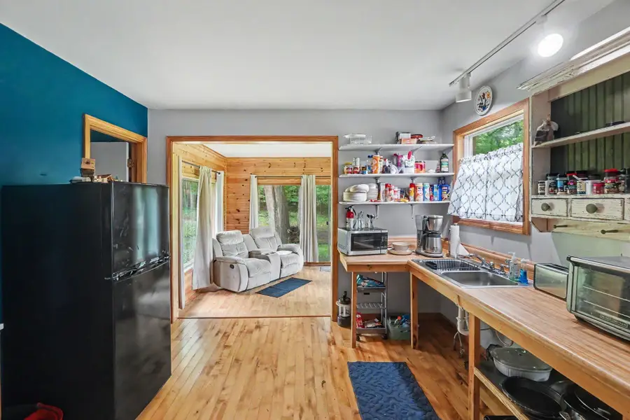 539 E Buchanan Road, Shelby, MI 49455 - #2