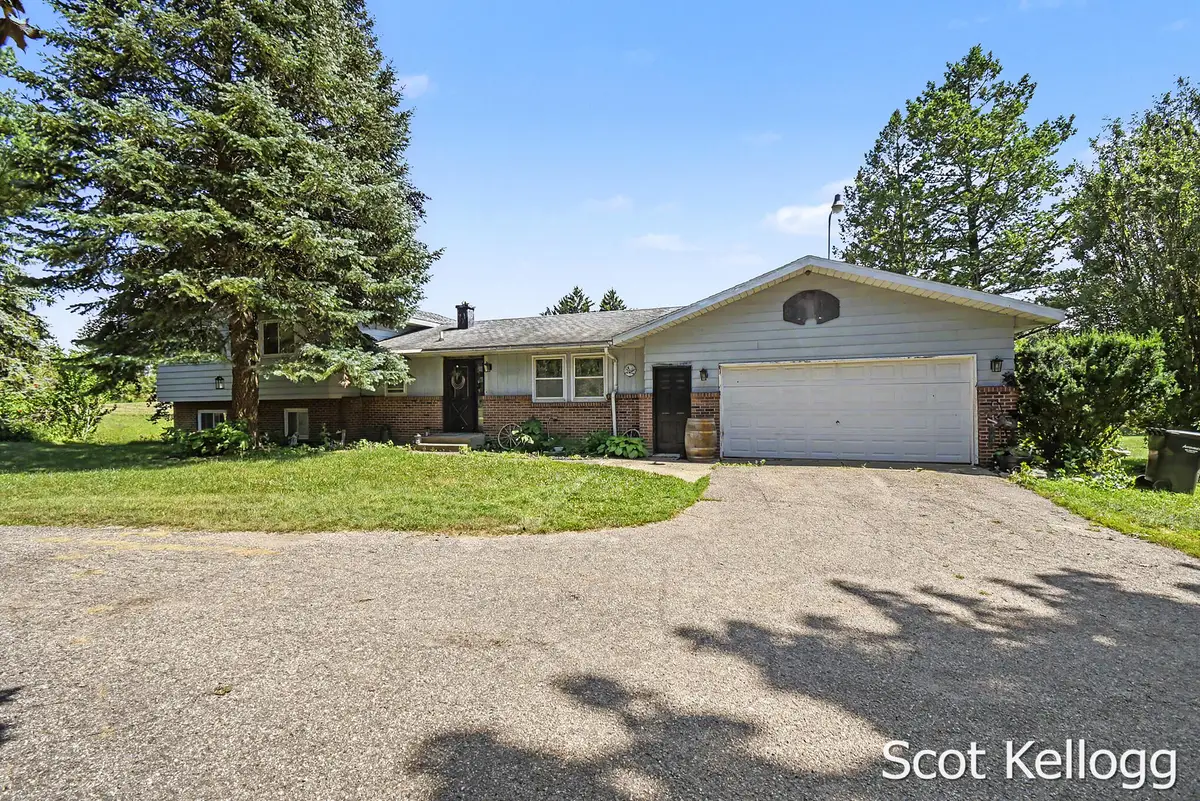 4118 16th Street, Dorr, MI 49323 - #1