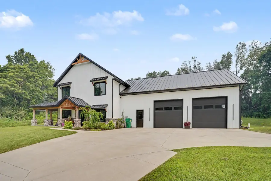 66155 Evergreen Court, Sturgis, MI 49091 - #2