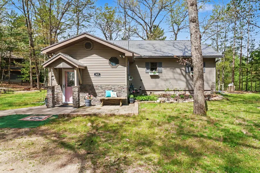 9629 N Kings Point, Irons, MI 49644 - #2